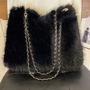 Faux Fur Shoulder Bag Crossbody Furry Messenger Tote Bag Chain Strap